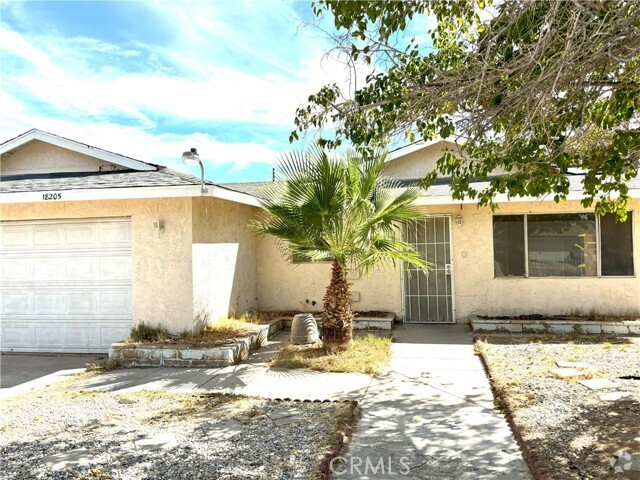 Building Photo - 18205 Larkspur Rd Rental