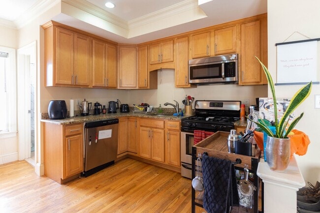 Photo - Brighton 4 Bed – Renovated – Central A/C – No Fee – 6/1