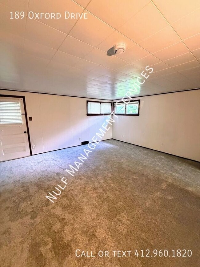 Photo - 189 Oxford Dr
