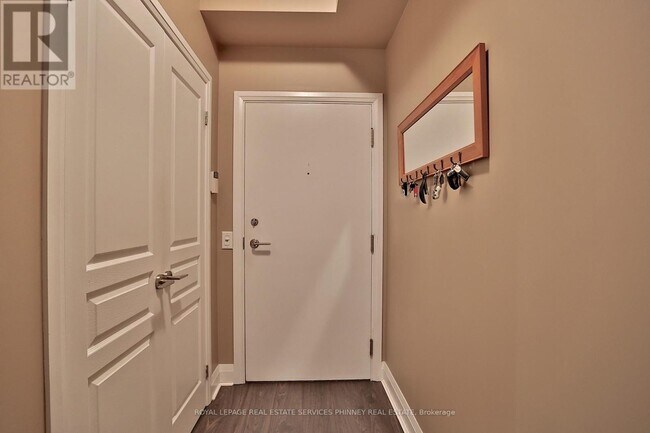 Photo - 1 Hurontario St Unit 514