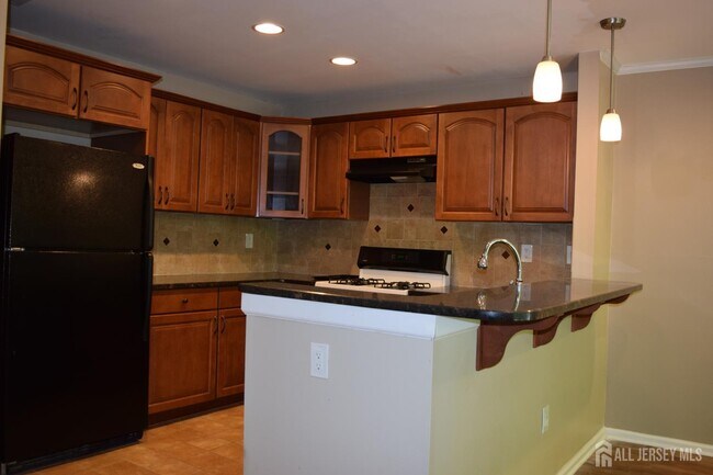 Photo - 6062 Cedar Ct