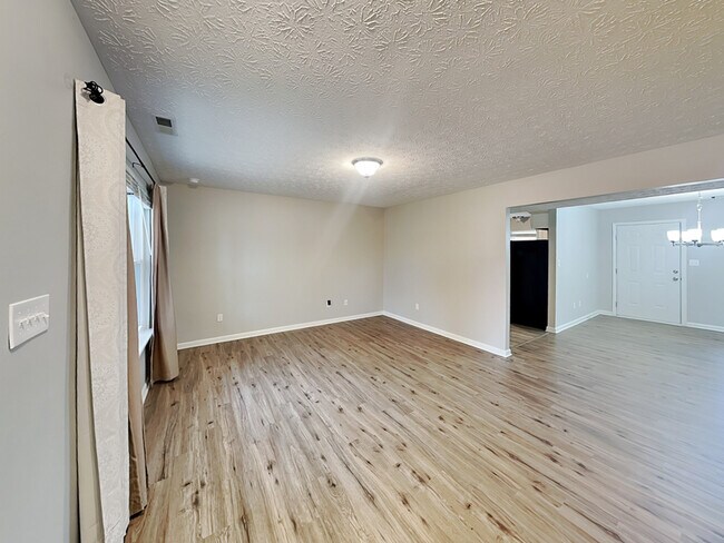 Photo - 11106 Waterfield Ln