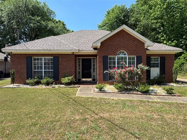 Photo - 6272 Deerwood Dr