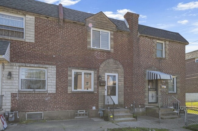 Photo - 840 Grant Rd