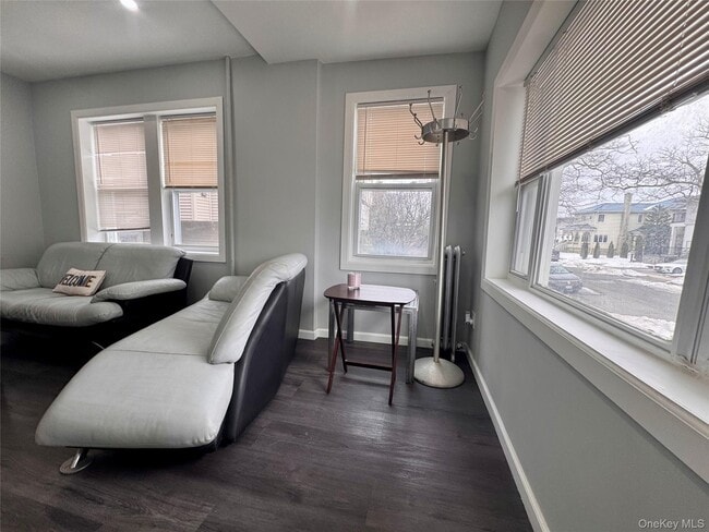 Photo - 645 E Beech St Unidad 2