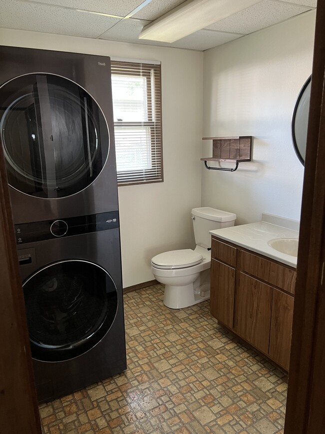 Photo - 1320 E Pearl St