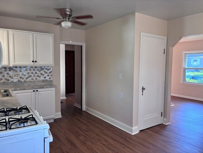 Photo - 6808 Marvin Ave