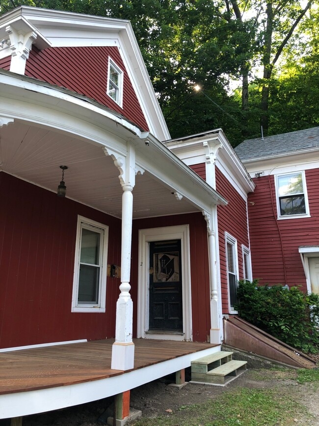 Exterior-set over 3 levels - 123 Bridge St Apartments Unit 2