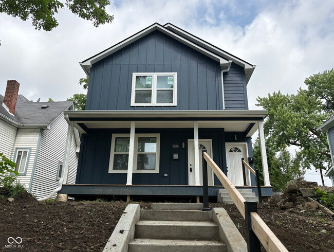 Photo - 1724 E Brookside Ave Townhome