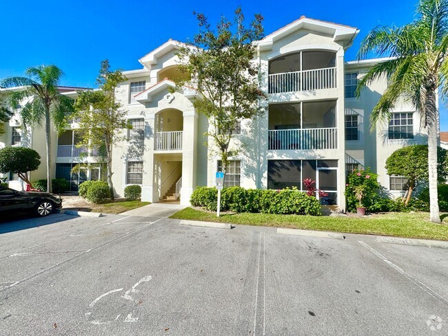 Building Photo - ** ST. CROIX ** 1 BED / 1 BATH - CONDO - G...