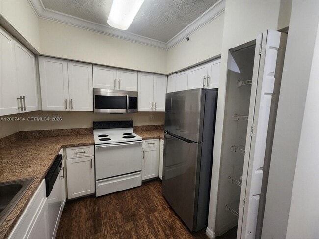 Photo - 101 SW 117th Ave Unidad 7303