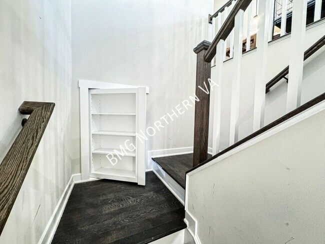 Photo - 1636 Kirkman St