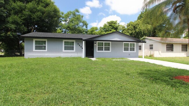 2224 LA Due Ct Orlando, FL 32811 - Availab... - 2224 LA Due Ct Orlando, FL 32811 - Availab...