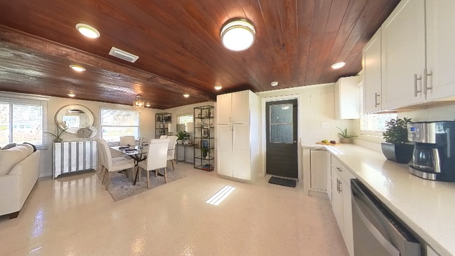 Photo - 511 Dona Dr