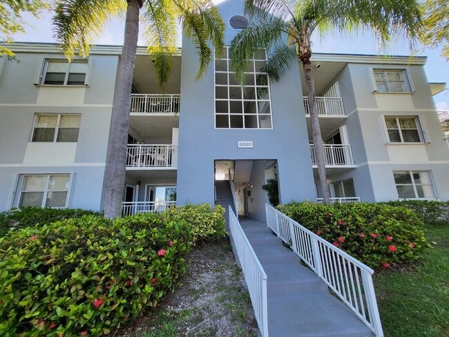 Building Photo - 8520 SW 212th St Unit 107
