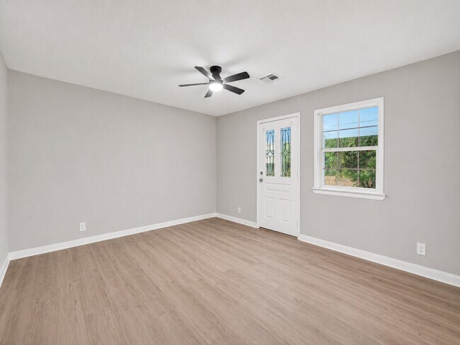 Photo - 20696 Brazos Dr