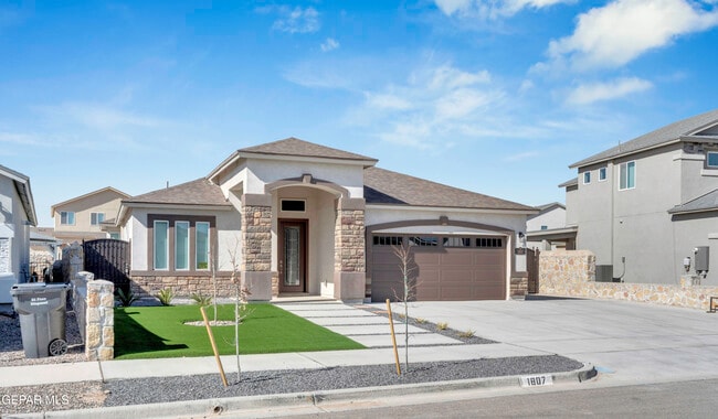 Building Photo - 1807 Dana Gray St