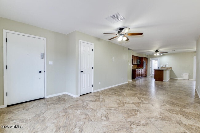 Photo - 1968 E Del Rio Dr