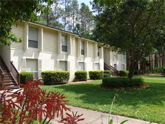 Creekwood Apartments - Creekwood Apartments