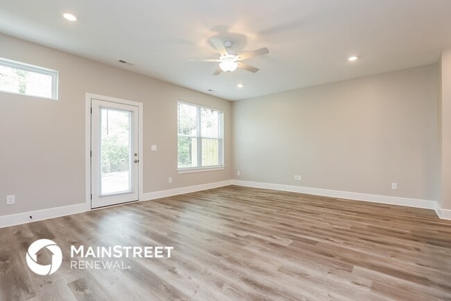 Photo - 188 Noble Pk Cir