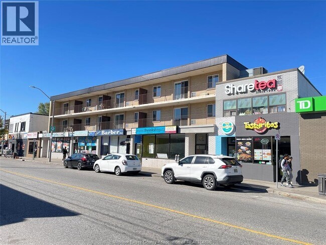 Photo - 2136 Wyandotte St W Unité 32