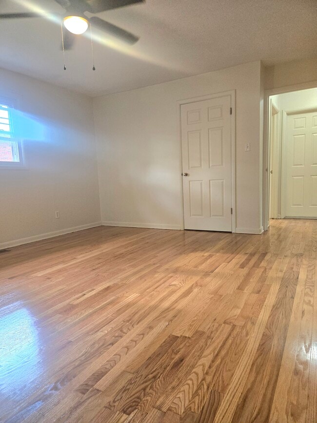 Photo - 107 Wayside Dr