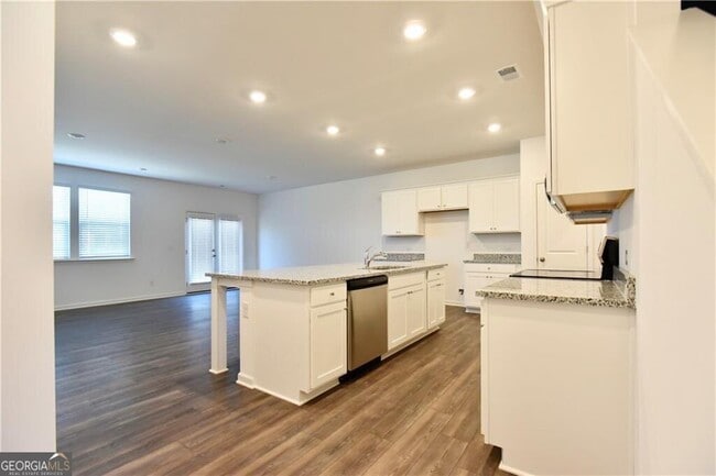 Photo - 140 Star Ct