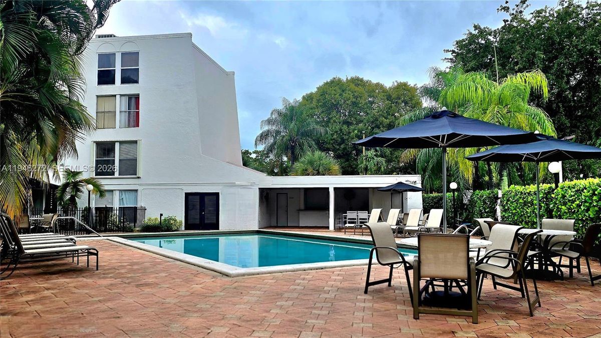 Photo - 2150 SW 16th Ave