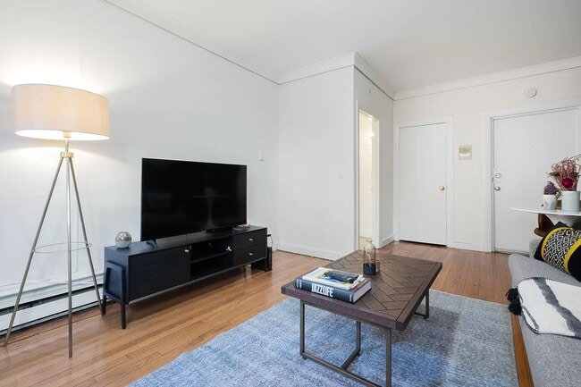 Photo - 529 Beacon St