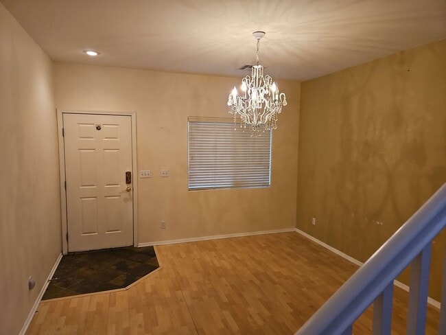 Photo - Beautiful 2 bedroom 2.5 bath !