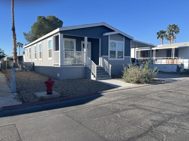 Photo - 5303 E Twain Ave