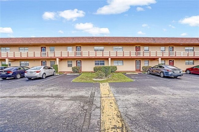 Photo - 9374 SW 3rd St Unit 704