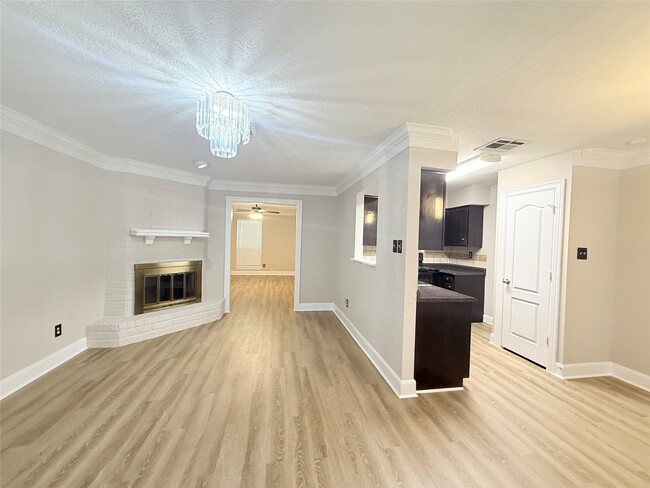 Photo - 6387 S Briar Bayou Dr Unidad True