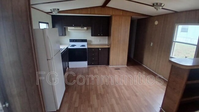 Photo - 2155 White Pine M H P Rd