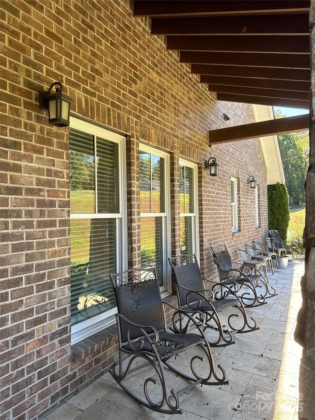 Photo - 14019 Thompson Rd