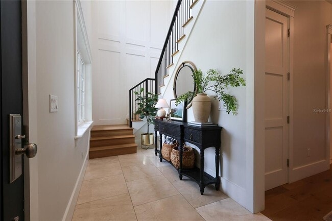 Photo - 2402 W Parkland Blvd