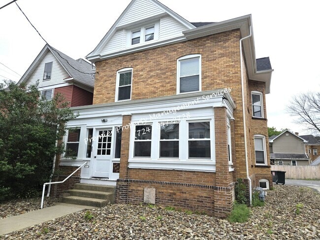 Building Photo - 341 Park St Unit 2 Rental