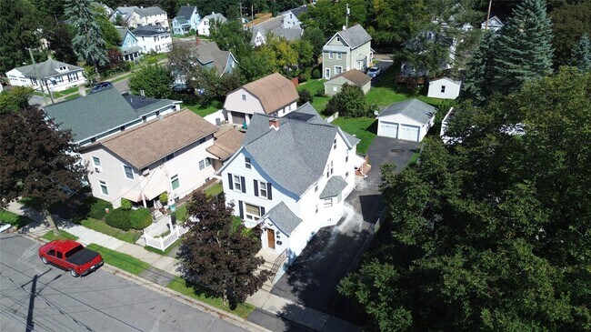 59 Hayes St Unit 2