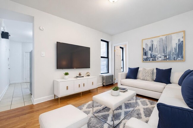 Building Photo - 401 E 68th St