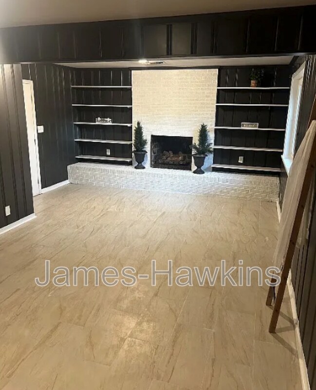 Photo - 3634 Cloverdale Rd