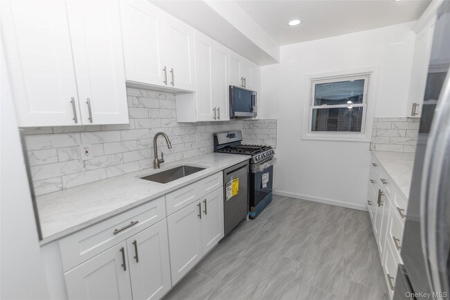 Building Photo - 27 Park Pl Unit 2