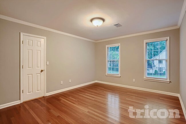 Photo - 5483 Brookstone Dr NW