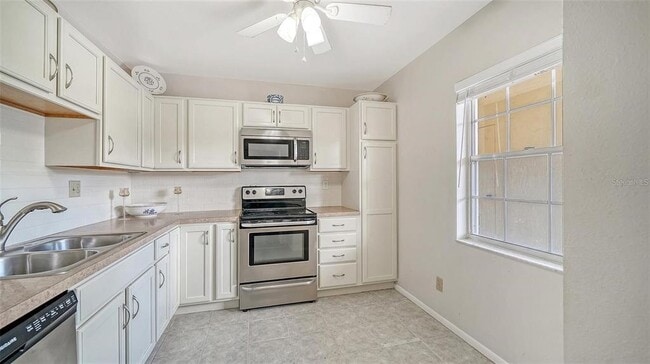 Photo - 7880 Palm Aire Ln Unit 203