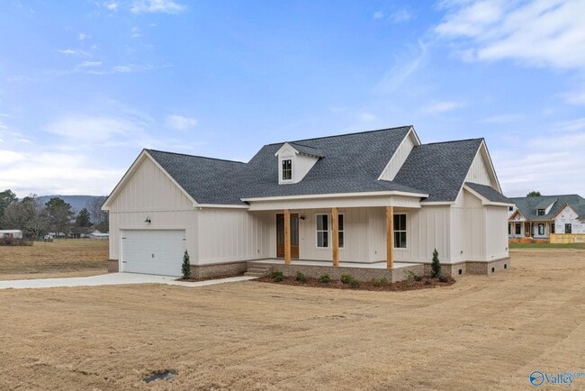 Photo - 219 Bush Rd SE