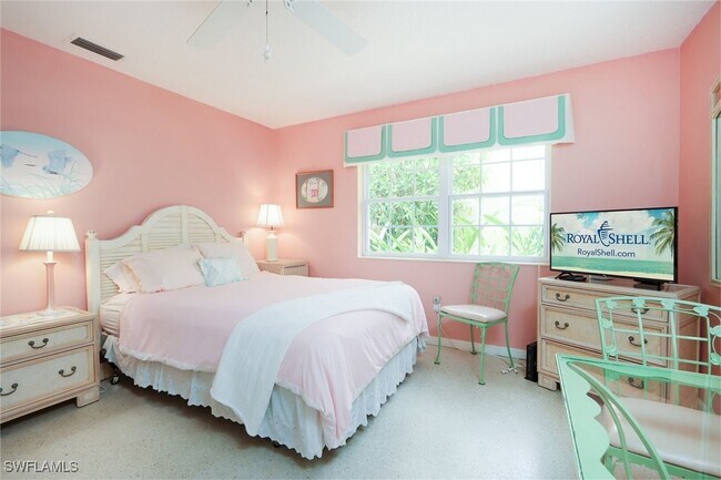 Photo - 361 1st Ave N