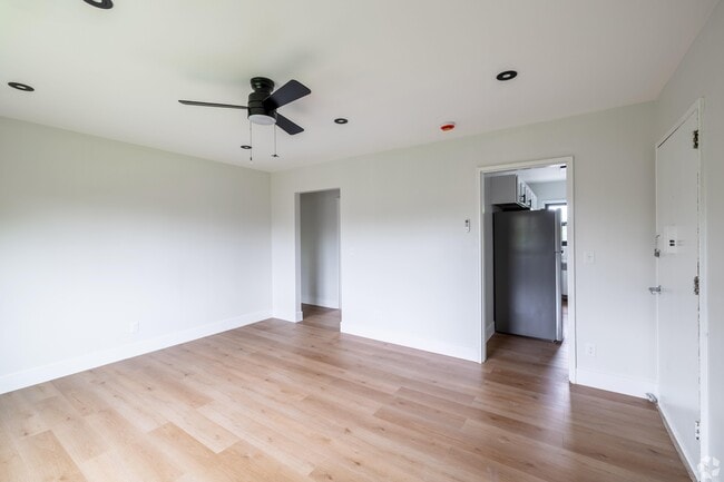 Photo - Tivoli Park Apartments