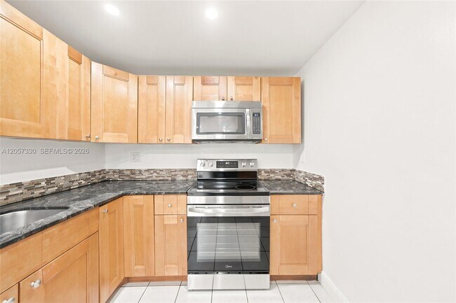 Photo - 4384 NW 9th Ave Unit 19-1D