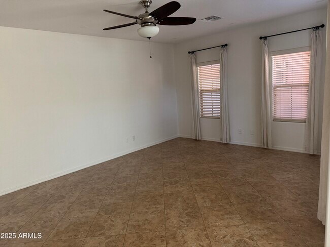 Photo - 3670 E Zachary Dr