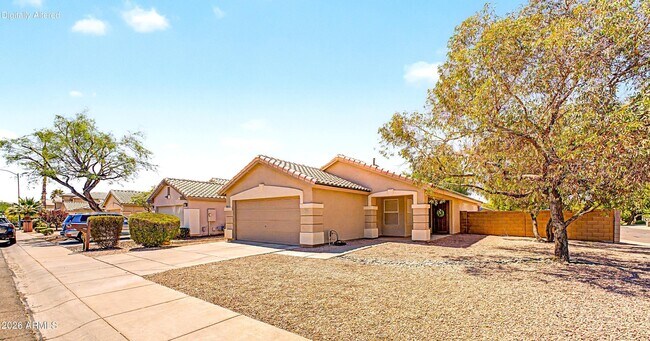 Photo - 3905 E Rockwood Dr