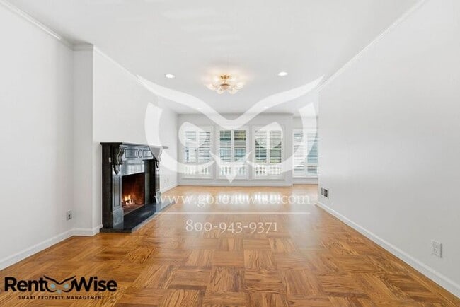 Photo - 190 Forest Knolls Dr